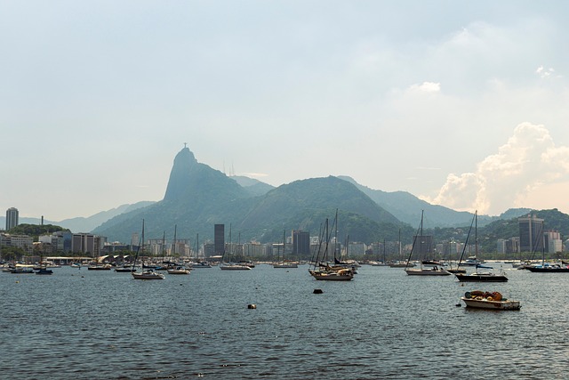 Destructions possibles causées par l'élévation du niveau de la mer d'ici 2050, par Jucelino Luz